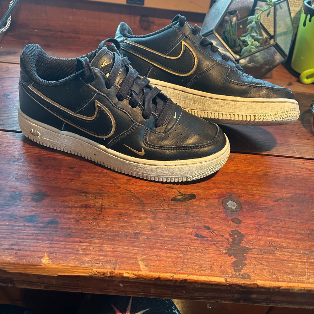 Nike Black and White Air Sneakers